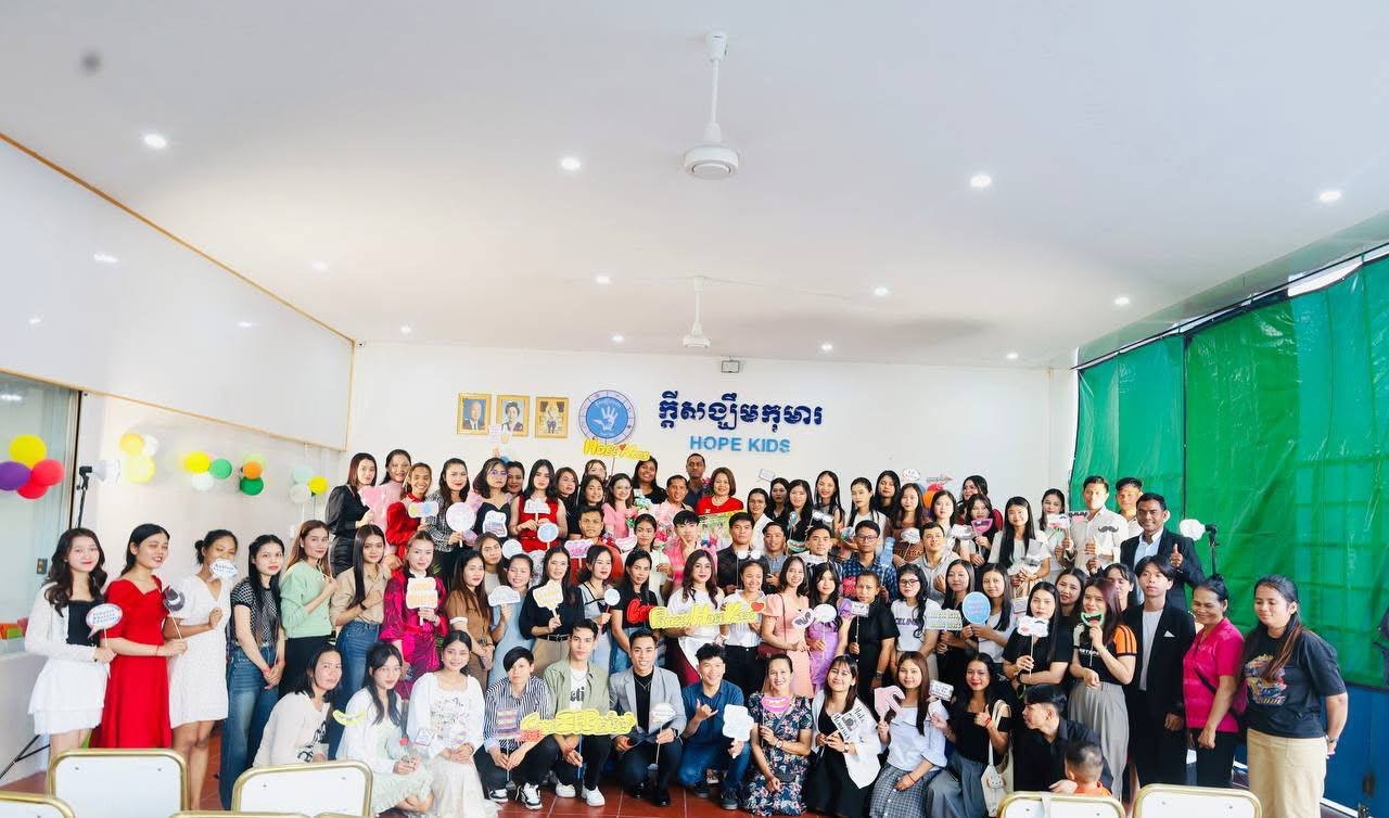 Experienced speech therapist providing care for children in Cambodia