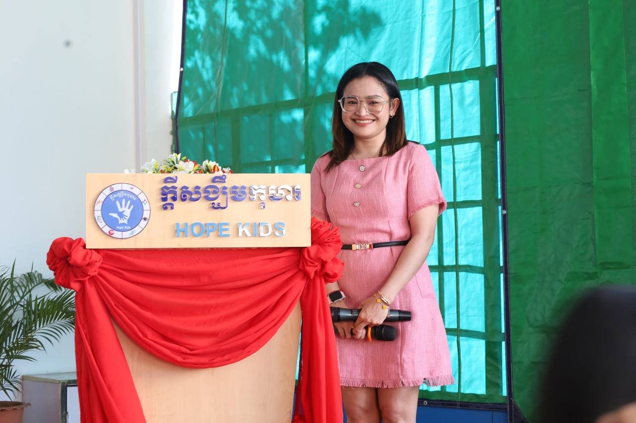 Experienced speech therapist providing care for children in Cambodia