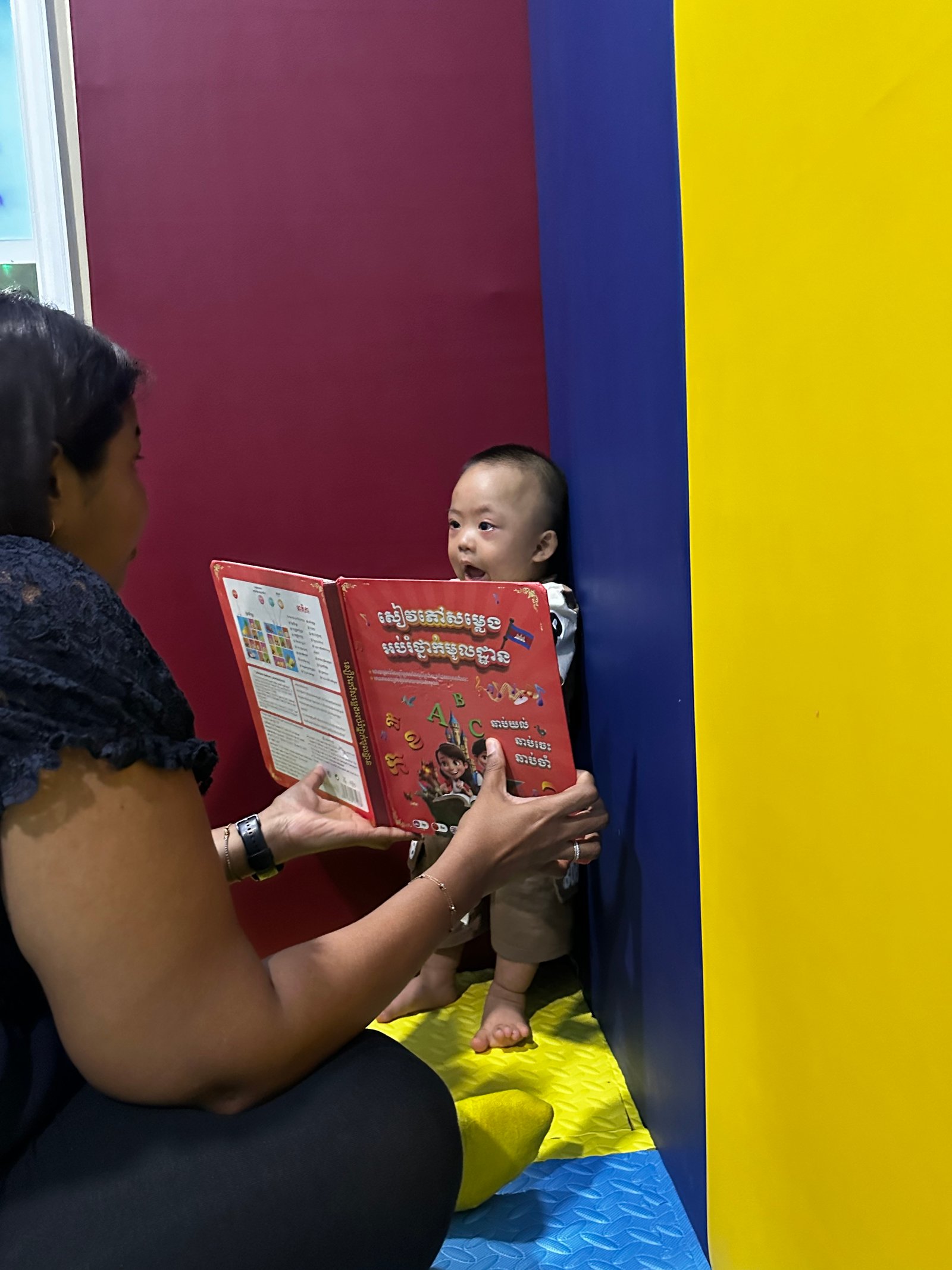 <p>Designed for children from 18 months onward, early intervention targets speech, motor, cognitive, and social emotional development at the earliest stage. A multidisciplinary team works together to support optimal early growth.</p>